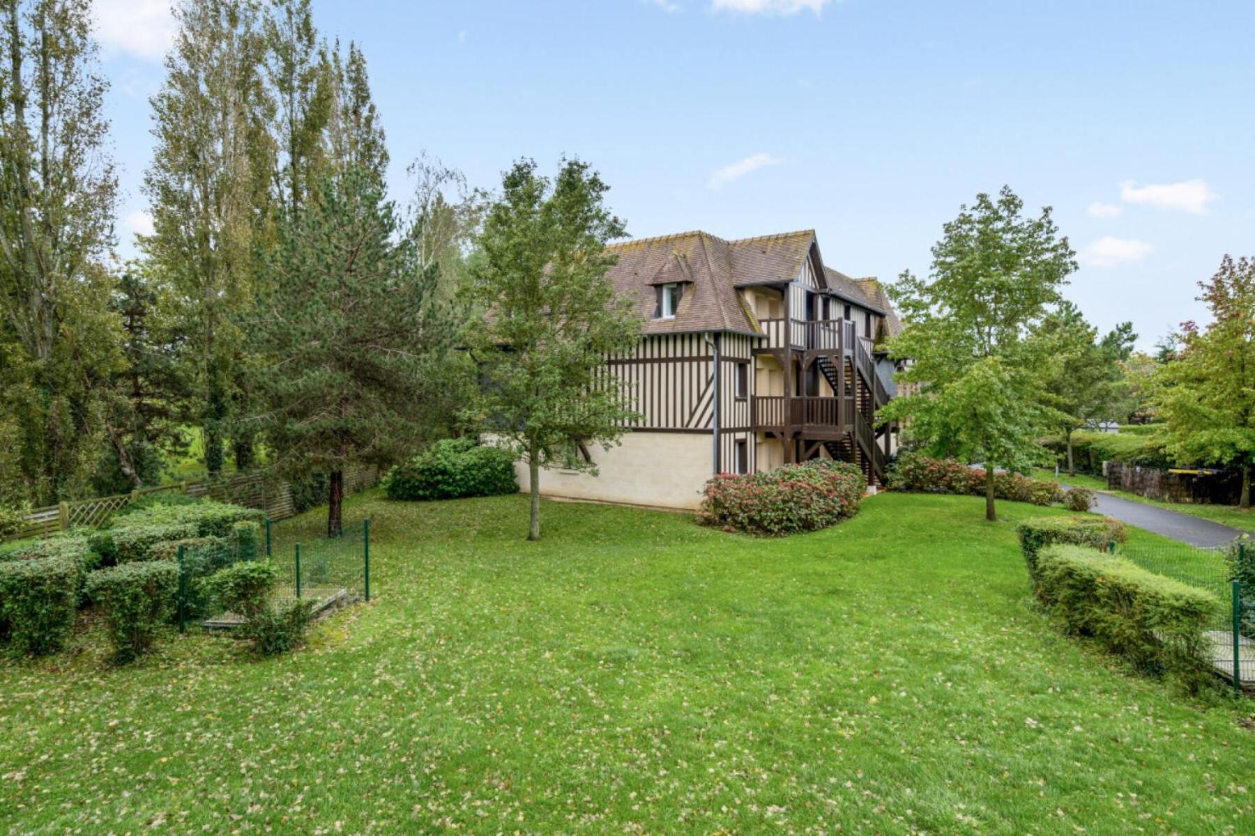 La Residence Du Golf - Maeva Home - Appartement 2 Pieces 4 Personnes - Confort Mae-5444 Deauville Bagian luar foto