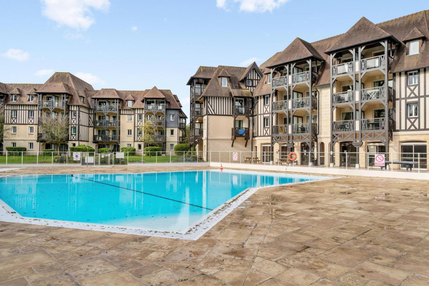 La Residence Du Golf - Maeva Home - Appartement 2 Pieces 4 Personnes - Confort Mae-5444 Deauville Bagian luar foto